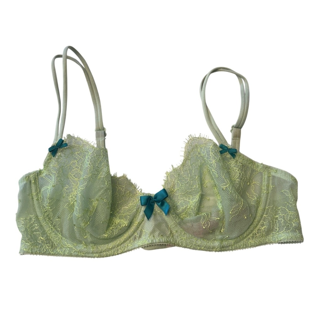 Victorias Secret Bra Size 32C Very Sexy Unlined Demi Green Lace Sheer Festival